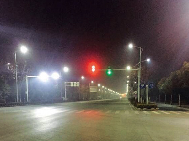 徐州閩江路125W，UST路燈效果
